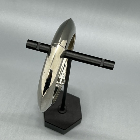 Silver Bangle Bracelet - Picture 1 of 4